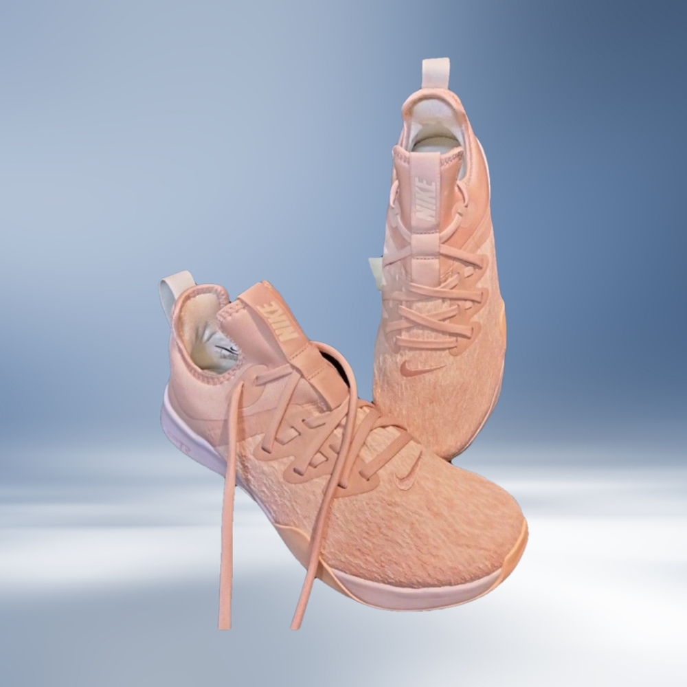 Nike woman's foundation elite mid top fabric training shoe, pink, 7
